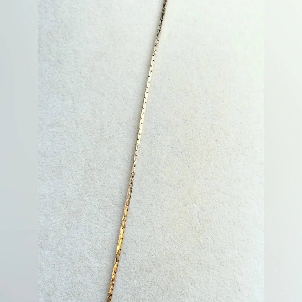 Vintage Gold Tone Heart Pendant Necklace with Clear Faceted Stone on Chain - Picture 7 of 10